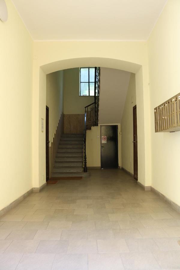 Via Olona - Cozy Apartament Milão Exterior foto